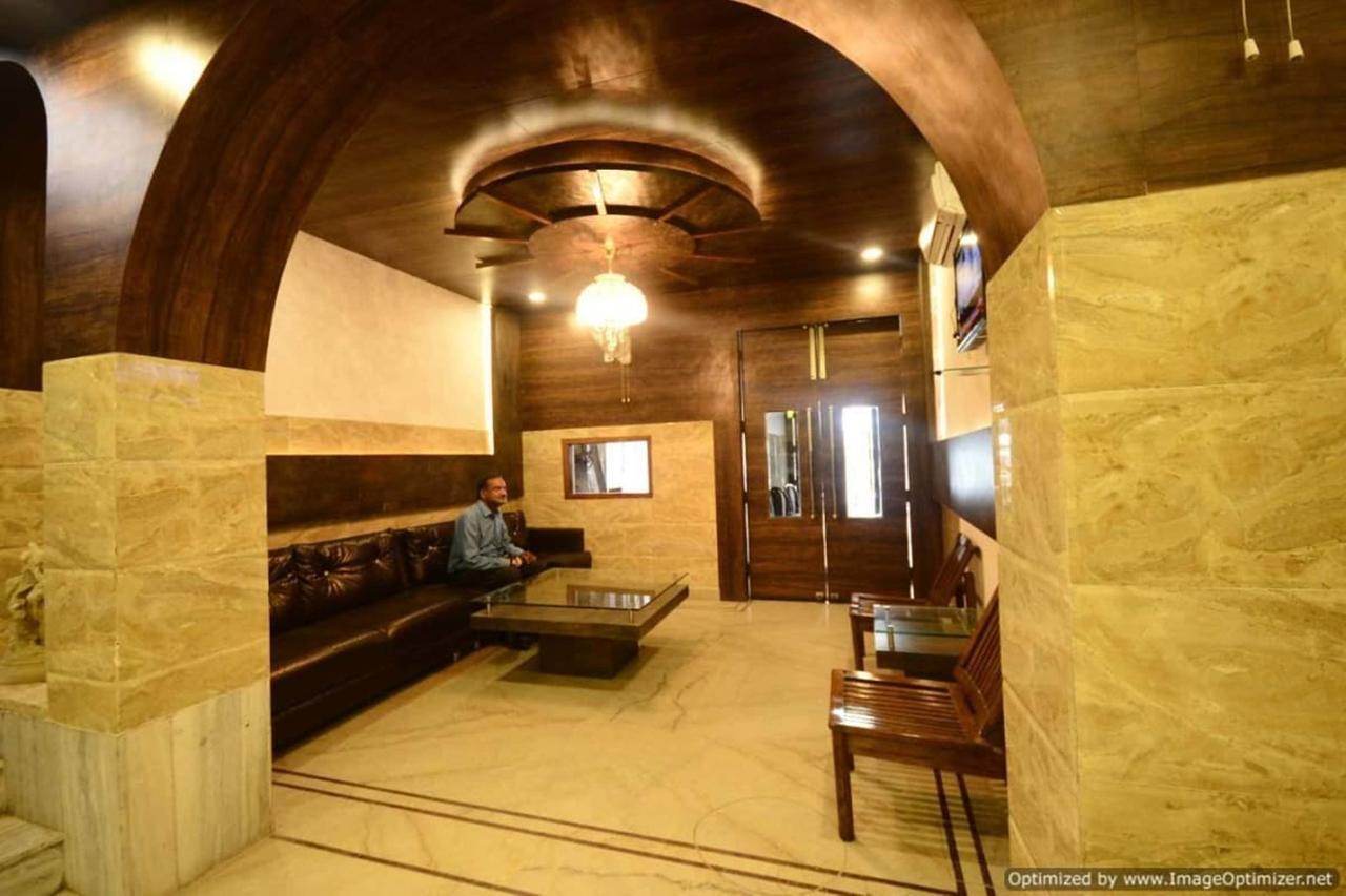 Hotel Mehra Inn Amritsar Exterior photo